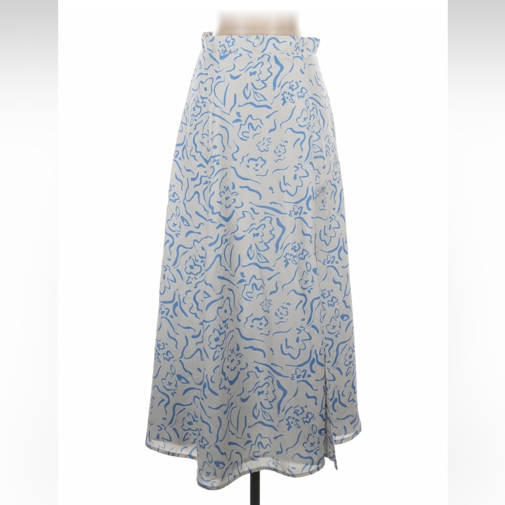 RESA White Midi/Maxi Skirt with Blue Floral Print